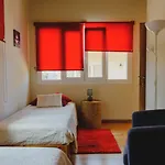 度假居 Sunrise House 蓬塔德尔加达