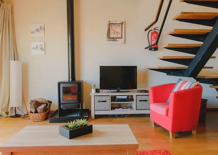 בית נופש Sunrise House פונטה דלגדה